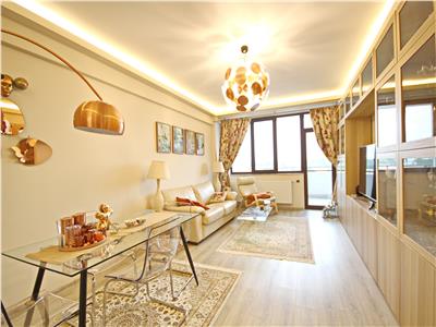Apartament superb cu 4 camere de vanzare langa Coresi Mall