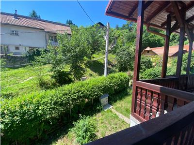 For sale Renovated Apartament with Tampa view, in Historic Center, Brasov
