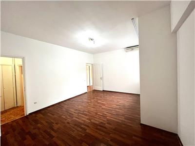 Apartament 4 camere, inchiriere lunga durata, Bucuresti, Bd Balcescu,