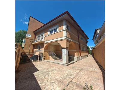 4 bedroom villa with a swimming pool, for sale in Bucharest, Agricultori - Calarasi