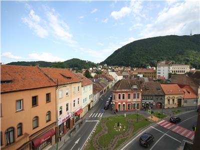 Studio with view for rent in the Historic Centre of Brasov