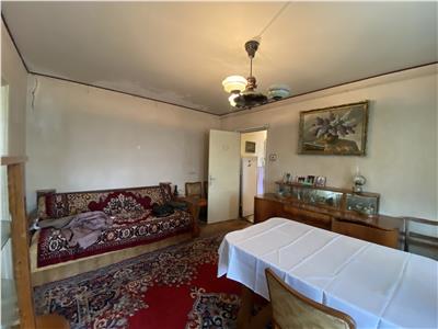 For sale 2 rooms ap | To renovate | Quiet Area Brasov
