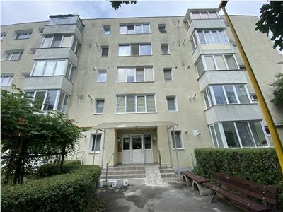 Apartament 2 camere | De renovat | Zona linistita Brasov