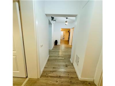 (VIDEO) Apartament 4 camere, de vanzare, Turda Podul Grant