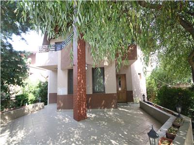 Corbeanca, 4 bedroom villa with large garden and open to the lake, for sale