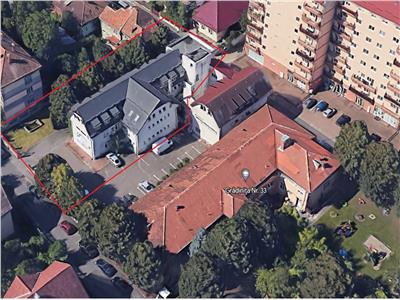 Entire building for rent with courtyard | TRACTORUL area Brasov