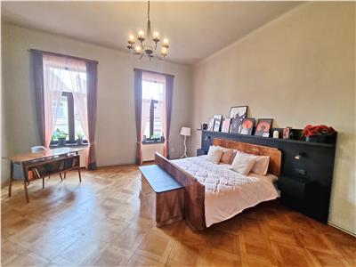 Superb one bedroom apartment in the Historic Centre for rent