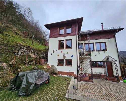 House with great views and investment opportunity